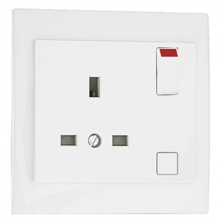 TOMADA INGLESA C/INTERRUPTOR BRANCA 90184CBR - 90184CBR